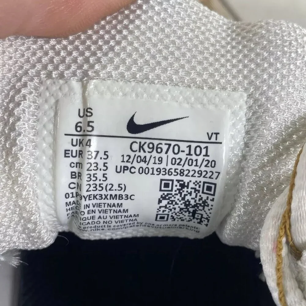 Women's Nike Air VaporMax 360 White Metallic Gold Sneakers Size 6.5 - Picture 4 of 6